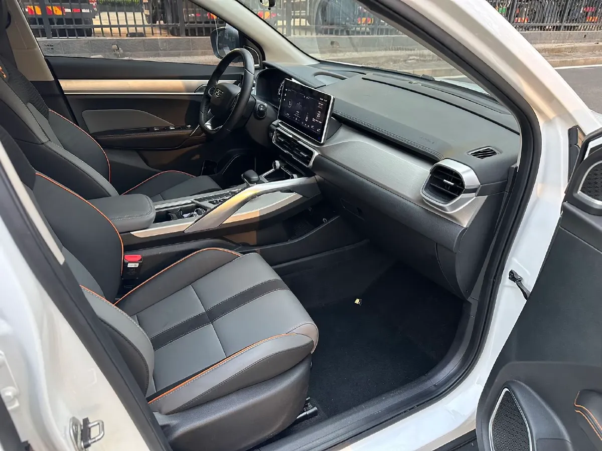 2023 Geely Coolray 1.5T 181HP L4 7DCT,autocango,china used car exporter,china ev exporter,chinese used car exporter,chinese used ev exporter