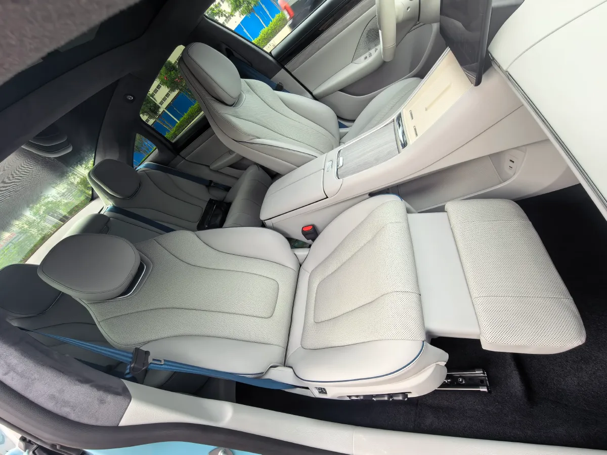 2025 Luxeed S7 BEV 82KWH,autocango,china used car exporter,china ev exporter,chinese used car exporter,chinese used ev exporter