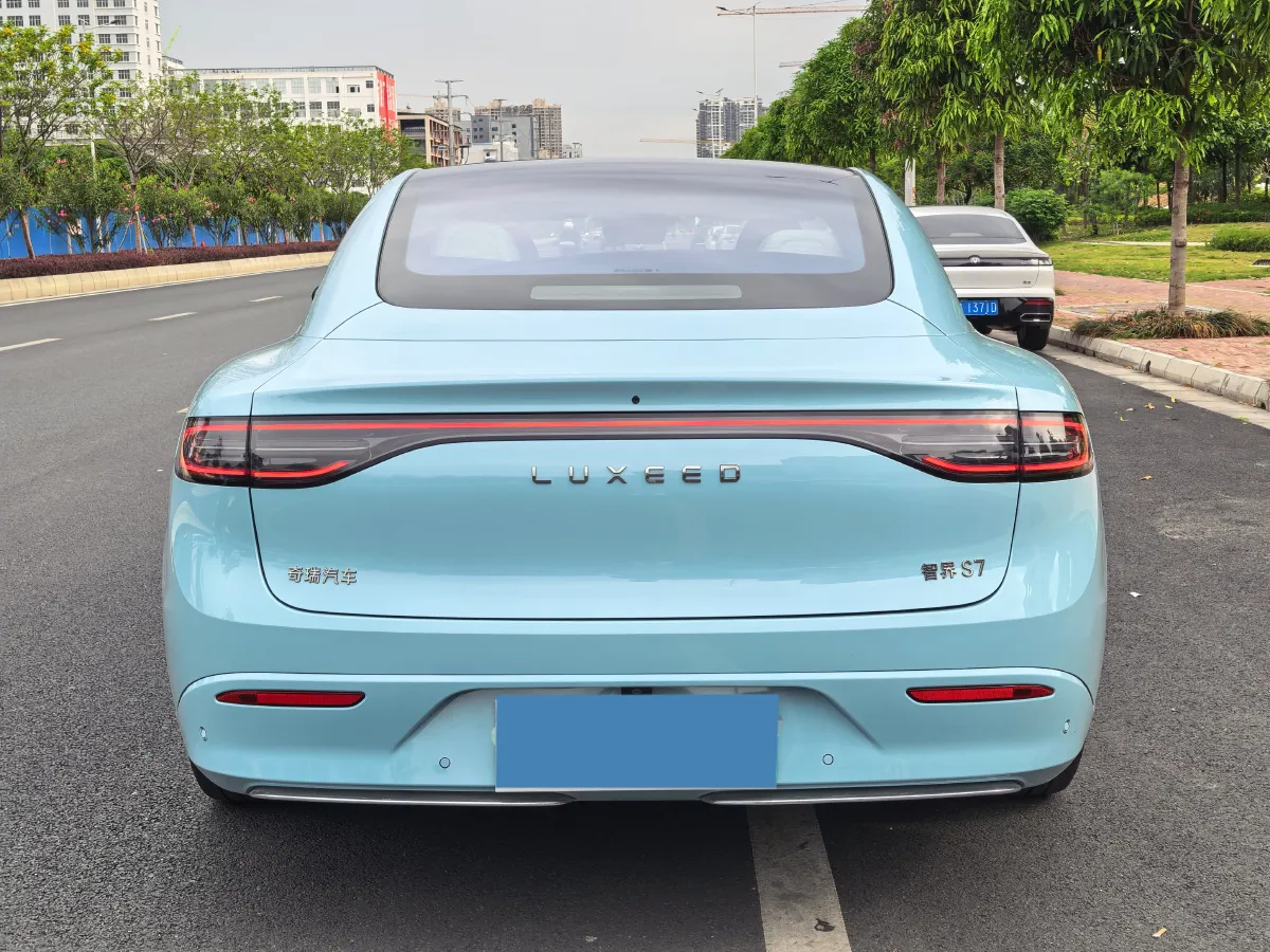 2025 Luxeed S7 BEV 82KWH,autocango,china used car exporter,china ev exporter,chinese used car exporter,chinese used ev exporter