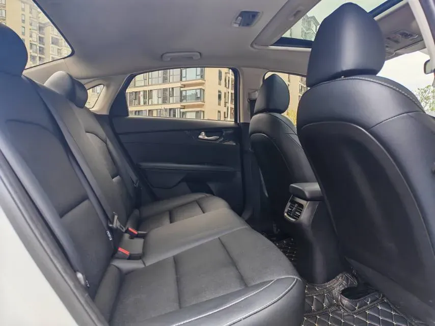 2020 Kia K3 1.5L 115HP L4 CVT,autocango,china used car exporter,china ev exporter,chinese used car exporter,chinese used ev exporter