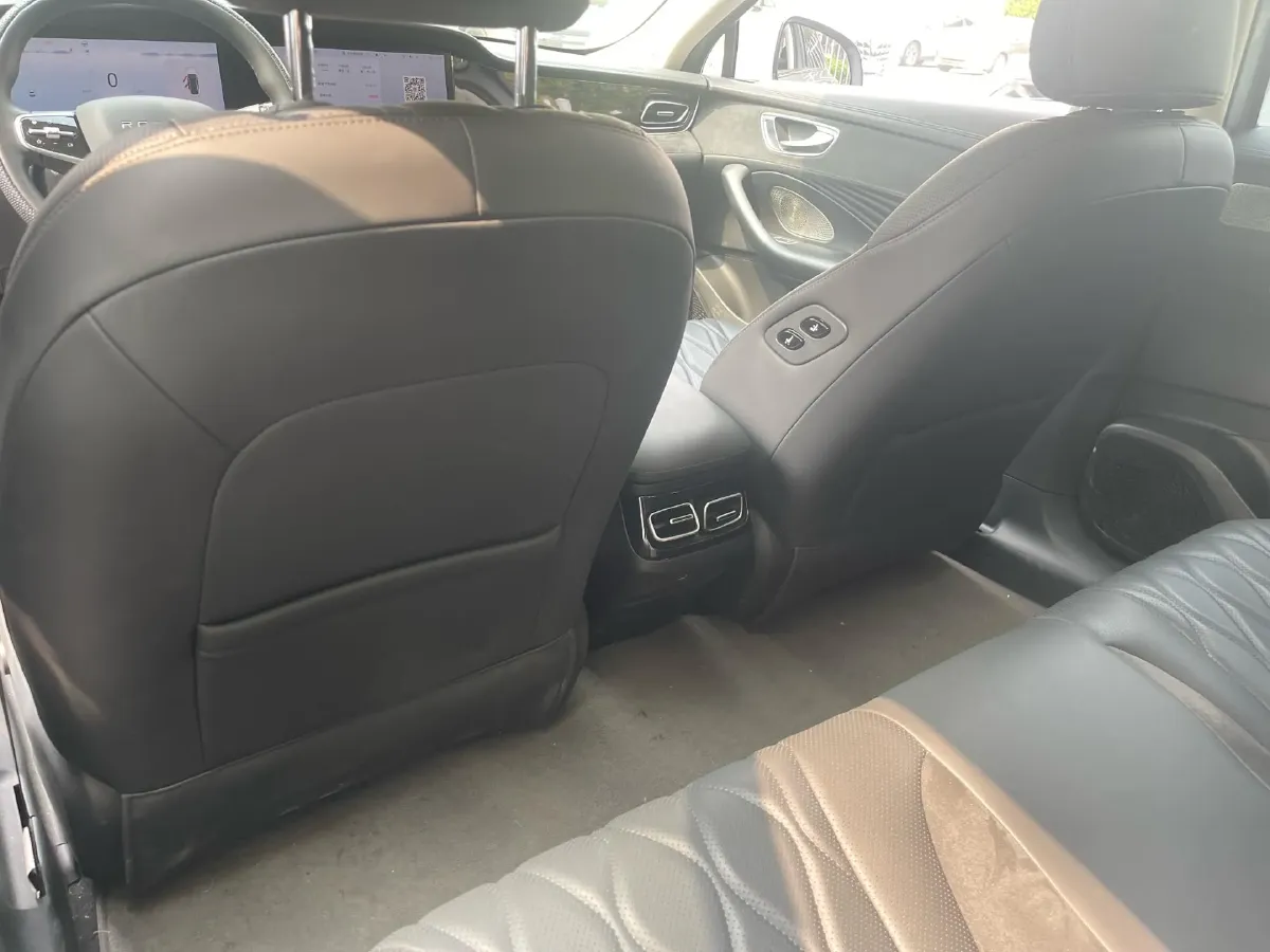 2023 Roewe D7 1.5L 112HP L4 1DHT PHEV 21.4KWH,autocango,china used car exporter,china ev exporter,chinese used car exporter,chinese used ev exporter
