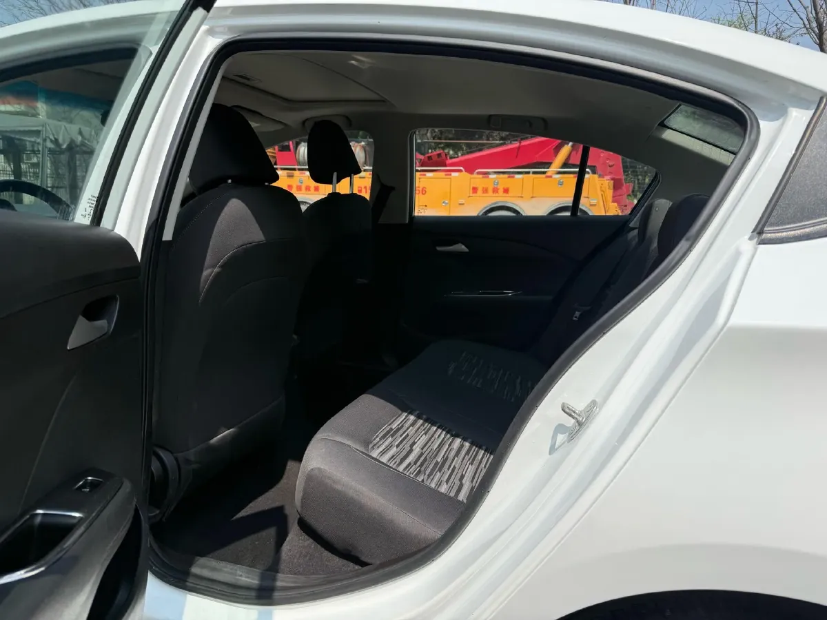 2019 Chevrolet Cavalier 1.5L 113HP L4 6AT,autocango,china used car exporter,china ev exporter,chinese used car exporter,chinese used ev exporter