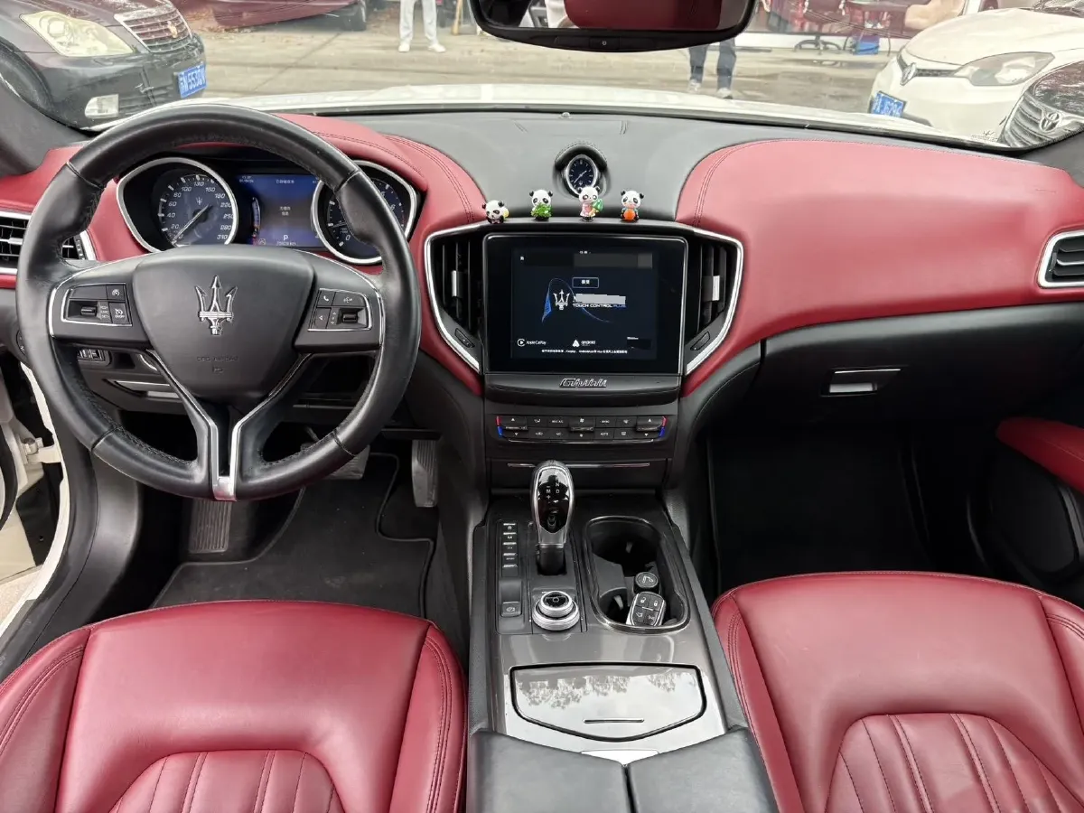 2018 Maserati Ghibli 3.0T 350HP V6 8AT,autocango,china used car exporter,china ev exporter,chinese used car exporter,chinese used ev exporter