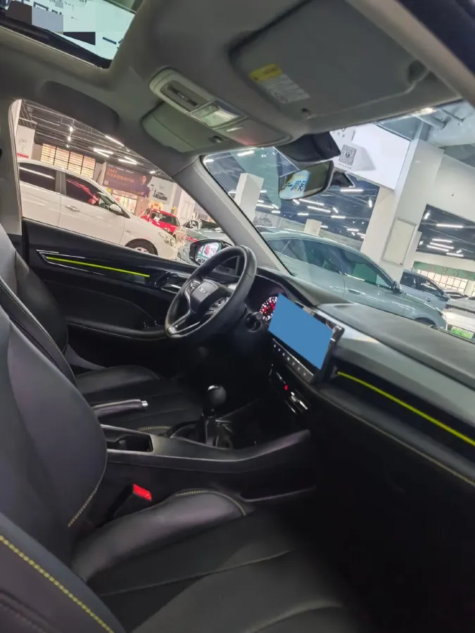 2021 Roewe i5 1.5L 120HP L4 5MT,autocango,china used car exporter,china ev exporter,chinese used car exporter,chinese used ev exporter