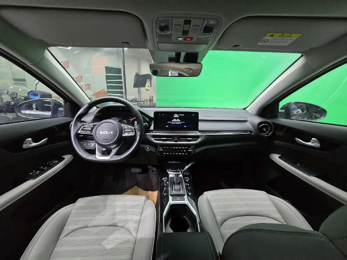 2023 Kia K3 1.4T 140HP L4 7DCT,autocango,china used car exporter,china ev exporter,chinese used car exporter,chinese used ev exporter