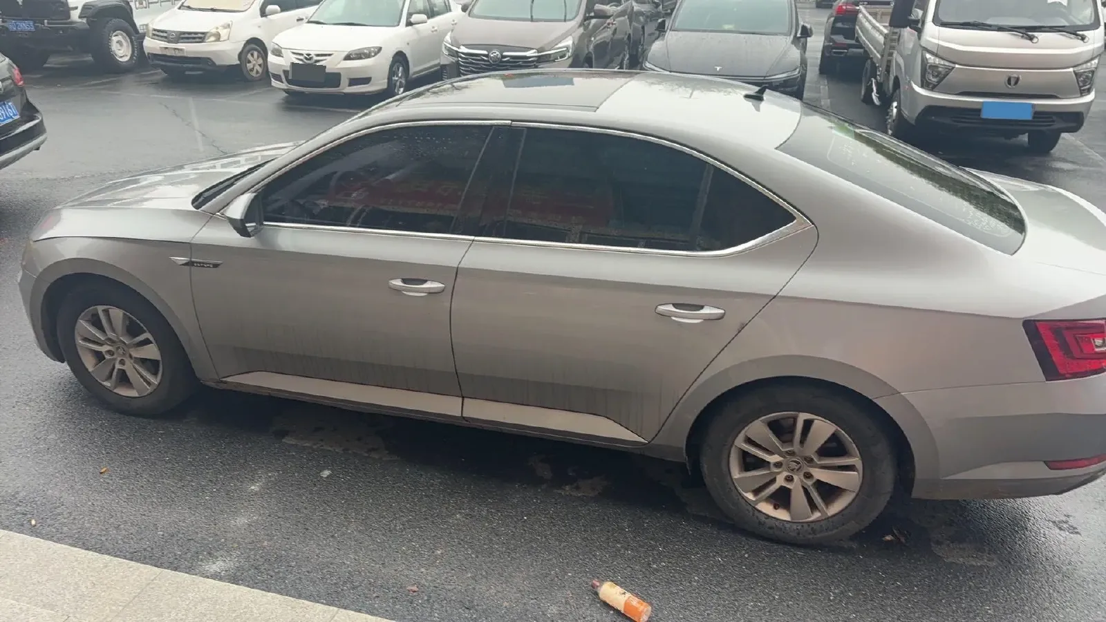 2018 Skoda Superb 1.8T 180HP L4 7DCT,autocango,china used car exporter,china ev exporter,chinese used car exporter,chinese used ev exporter