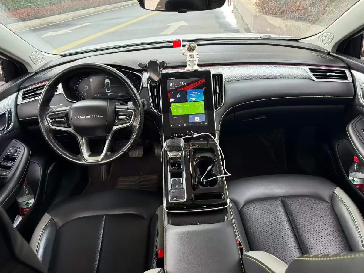 2020 Roewe i6 MAX 1.5T 173HP L4 7DCT,autocango,china used car exporter,china ev exporter,chinese used car exporter,chinese used ev exporter