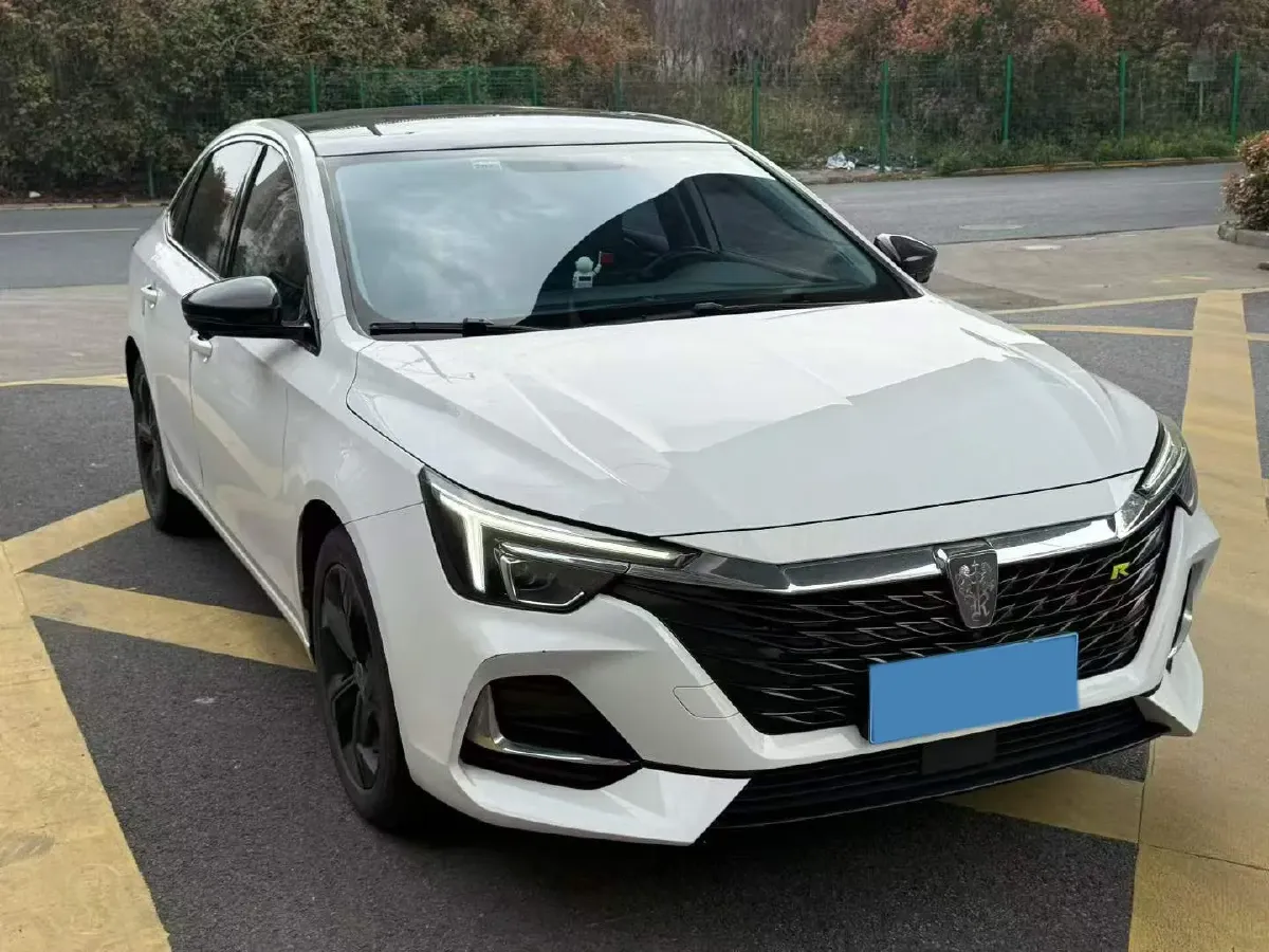 2020 Roewe i6 MAX 1.5T 173HP L4 7DCT,autocango,china used car exporter,china ev exporter,chinese used car exporter,chinese used ev exporter