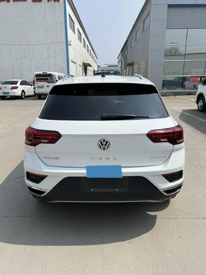 2020 Volkswagen T-Roc 1.4T 131HP L4 7DCT,autocango,china used car exporter,china ev exporter,chinese used car exporter,chinese used ev exporter