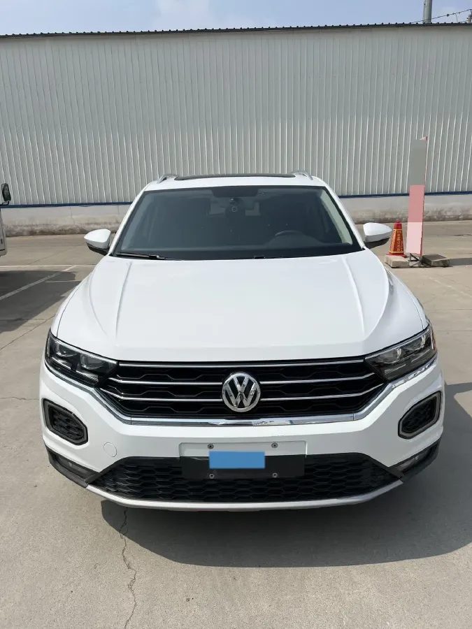 2020 Volkswagen T-Roc 1.4T 131HP L4 7DCT,autocango,china used car exporter,china ev exporter,chinese used car exporter,chinese used ev exporter