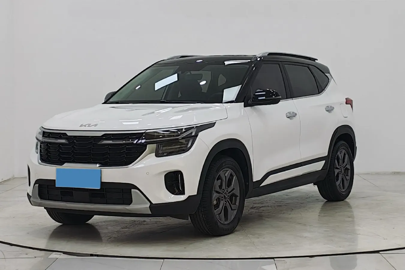 2023 Kia Seltos 1.5L 115HP L4 CVT,autocango,china used car exporter,china ev exporter,chinese used car exporter,chinese used ev exporter