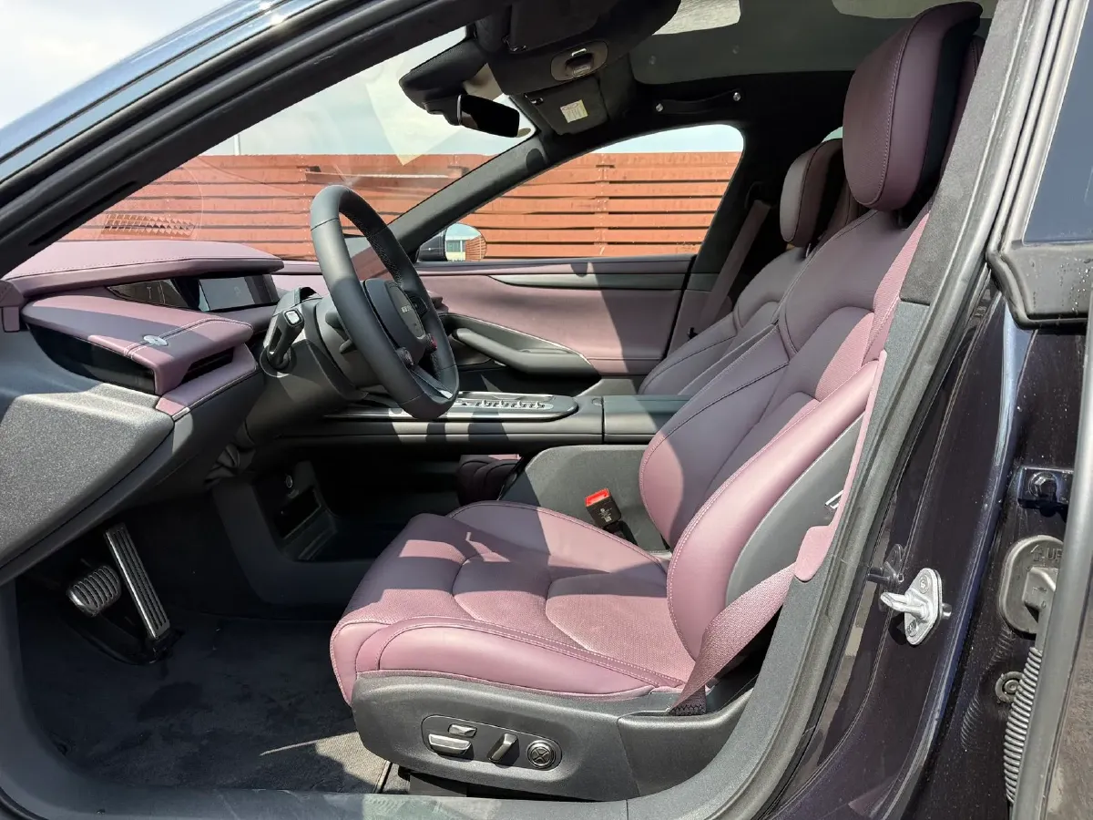 2024 MI SU7 BEV 101KWH,autocango,china used car exporter,china ev exporter,chinese used car exporter,chinese used ev exporter