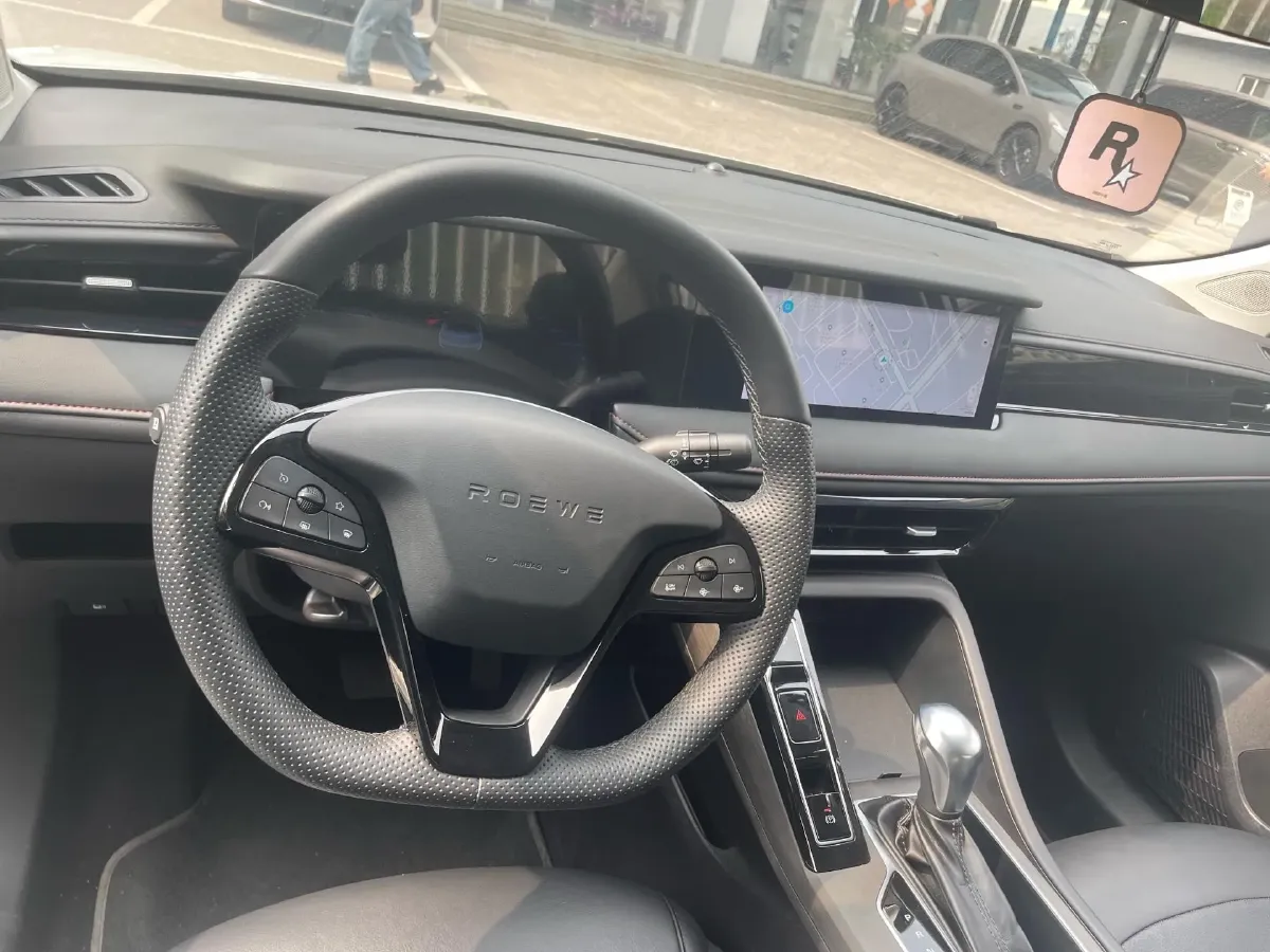 2023 Roewe i5 1.5L 129HP L4 CVT,autocango,china used car exporter,china ev exporter,chinese used car exporter,chinese used ev exporter