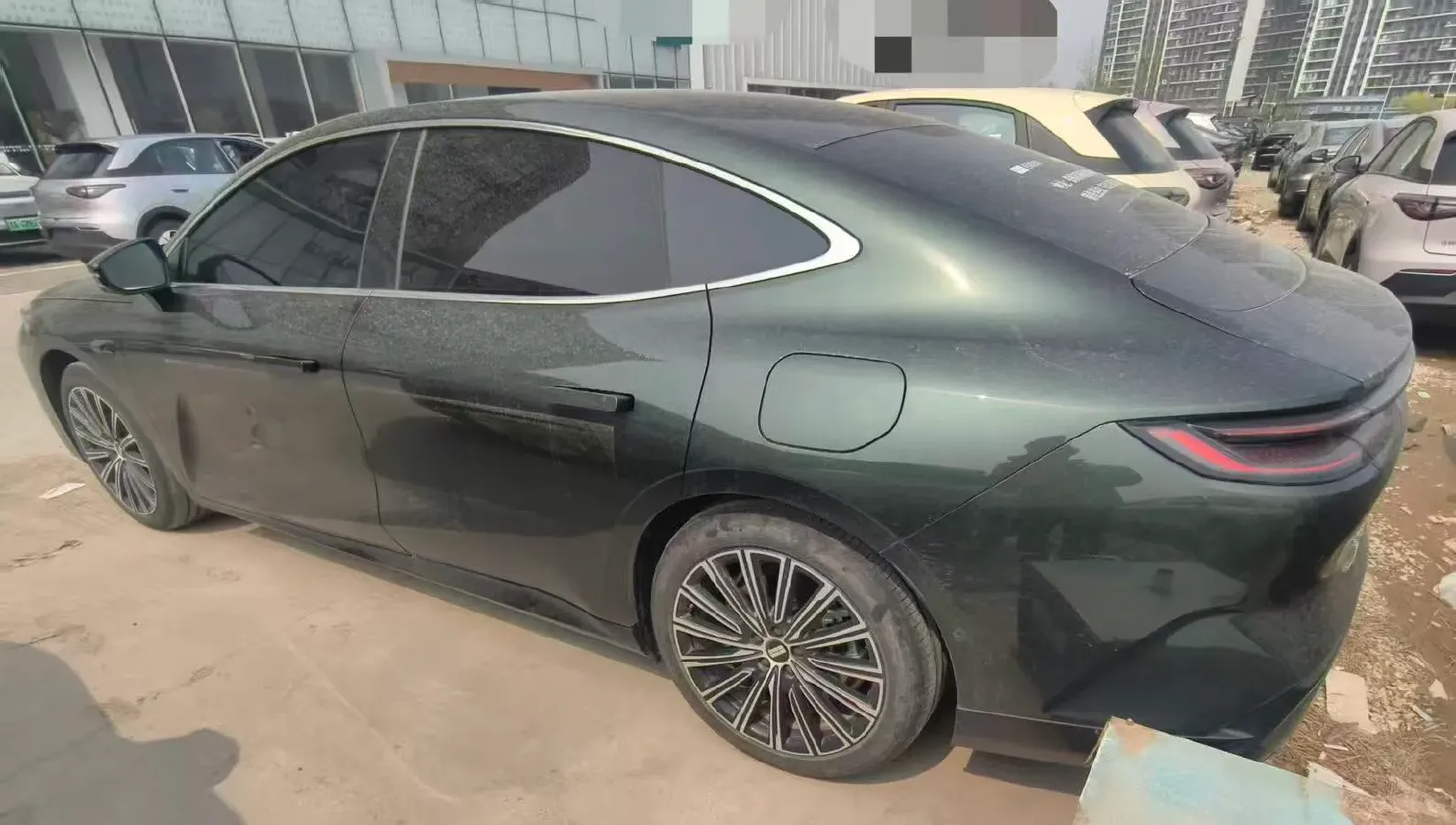 2025 Geely Galaxy Starshine 8 1.5T 163HP L4 3DHT PHEV 27.69KWH,autocango,china used car exporter,china ev exporter,chinese used car exporter,chinese used ev exporter