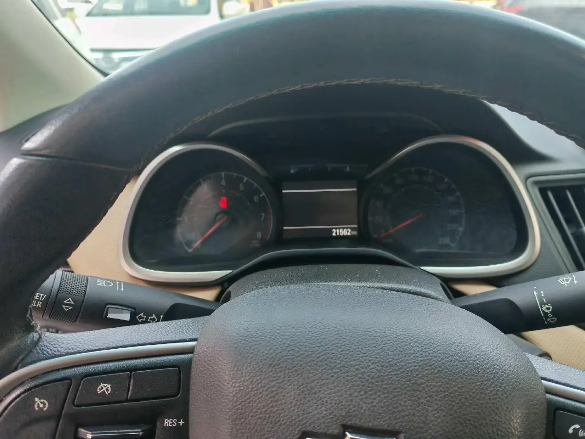 2021 Chevrolet Monza 1.5L 113HP L4 6AT,autocango,china used car exporter,china ev exporter,chinese used car exporter,chinese used ev exporter