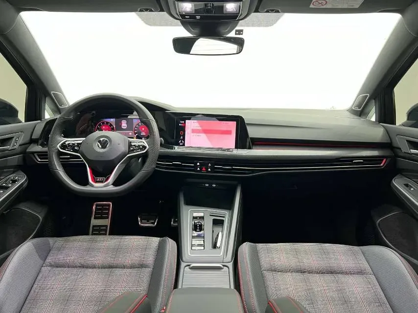 2023 Volkswagen GolfGTI 2.0T 220HP L4 7DCT,autocango,china used car exporter,china ev exporter,chinese used car exporter,chinese used ev exporter