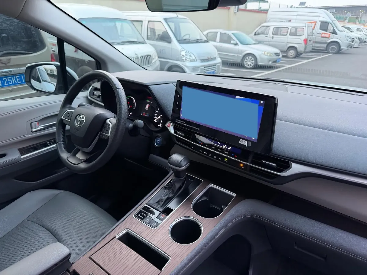 2023 Toyota Granvia 2.5L 189HP L4 E-CVT Hybrid,autocango,china used car exporter,china ev exporter,chinese used car exporter,chinese used ev exporter