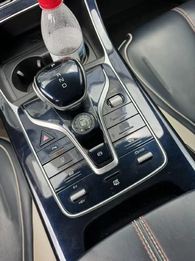 2021 Haval F7 1.5T 169HP L4 7DCT,autocango,china used car exporter,china ev exporter,chinese used car exporter,chinese used ev exporter