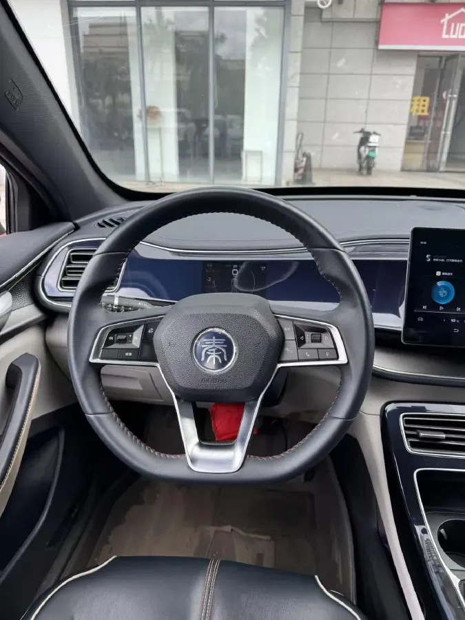 2021 Haval F7 1.5T 169HP L4 7DCT,autocango,china used car exporter,china ev exporter,chinese used car exporter,chinese used ev exporter