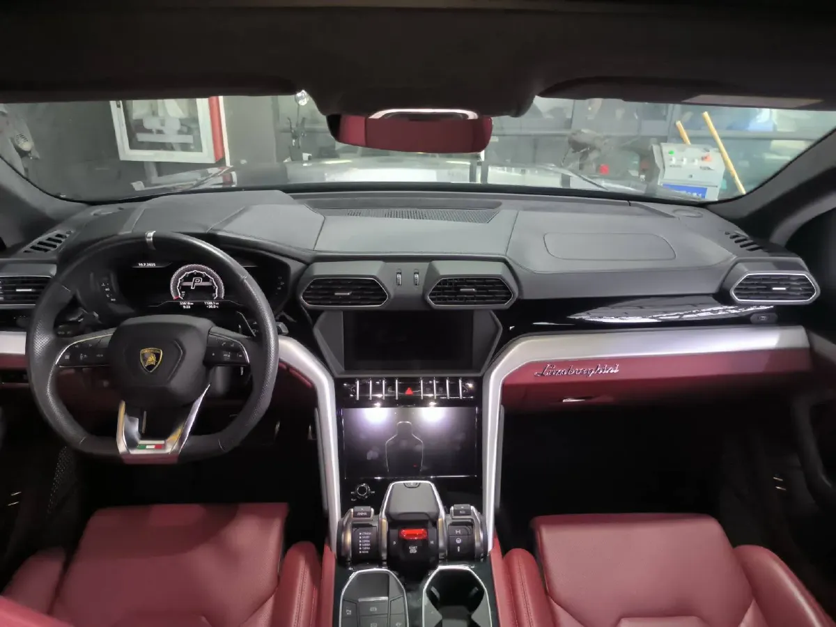 2018 Lamborghini Urus 4.0T 650HP V8 8AT,autocango,china used car exporter,china ev exporter,chinese used car exporter,chinese used ev exporter