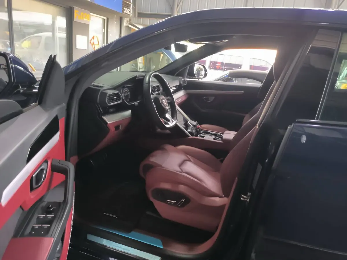 2018 Lamborghini Urus 4.0T 650HP V8 8AT,autocango,china used car exporter,china ev exporter,chinese used car exporter,chinese used ev exporter