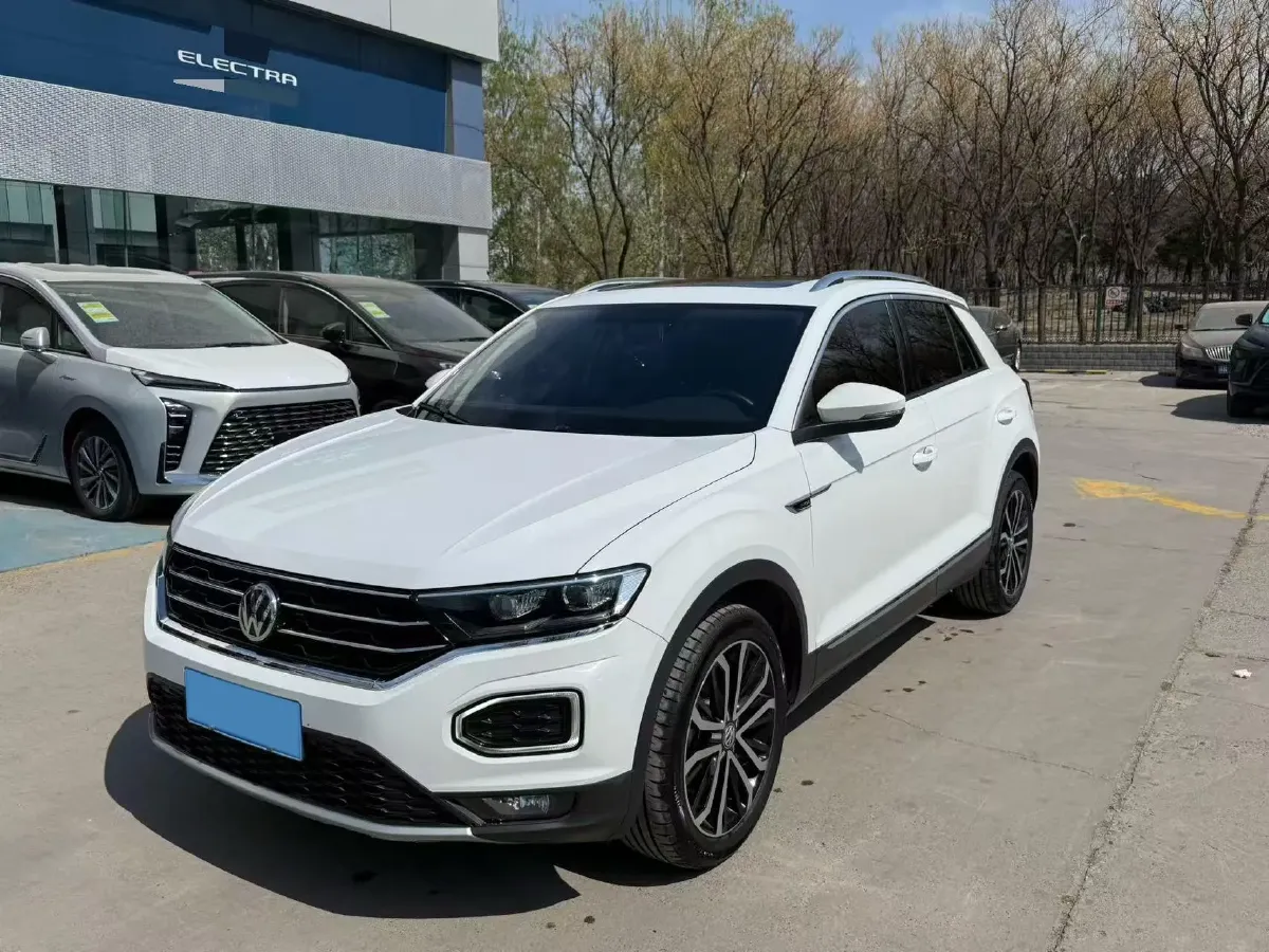2019 Volkswagen T-Roc 1.4T 150HP L4 7DCT,autocango,china used car exporter,china ev exporter,chinese used car exporter,chinese used ev exporter