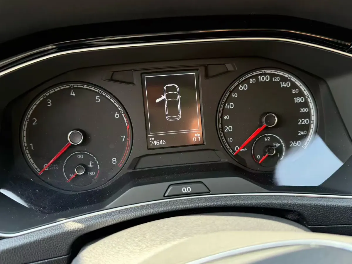 2019 Volkswagen T-Roc 1.4T 150HP L4 7DCT,autocango,china used car exporter,china ev exporter,chinese used car exporter,chinese used ev exporter