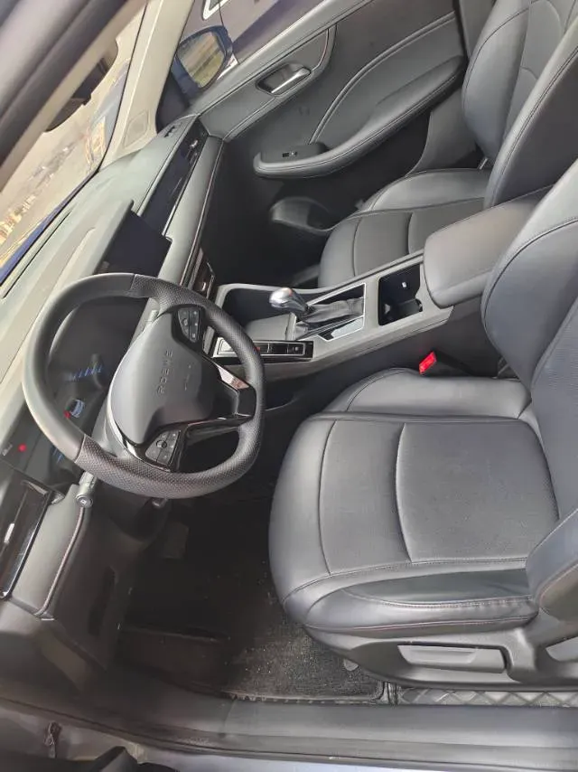 2023 Roewe i5 1.5L 129HP L4 CVT,autocango,china used car exporter,china ev exporter,chinese used car exporter,chinese used ev exporter