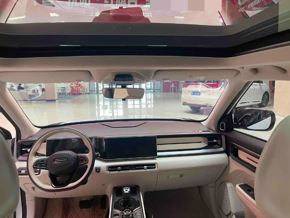 2023 Geely ICON 1.5T 181HP L4 7DCT,autocango,china used car exporter,china ev exporter,chinese used car exporter,chinese used ev exporter