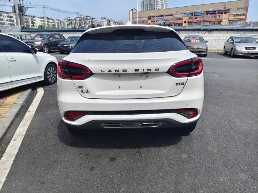 2018 Landwind XiaoYao 1.5T 163HP L4 CVT,autocango,china used car exporter,china ev exporter,chinese used car exporter,chinese used ev exporter