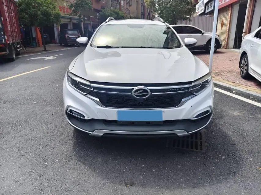 2018 Landwind XiaoYao 1.5T 163HP L4 CVT,autocango,china used car exporter,china ev exporter,chinese used car exporter,chinese used ev exporter