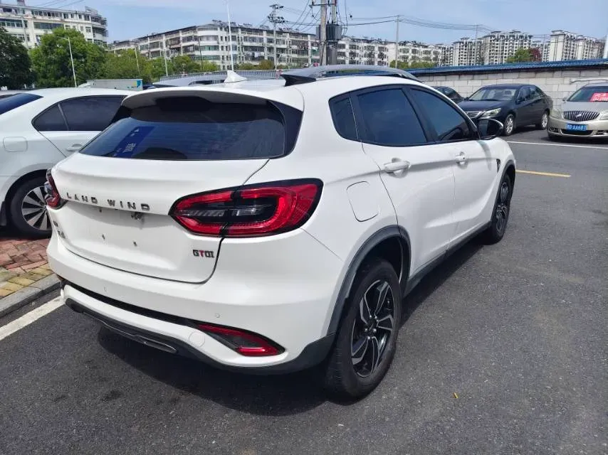 2018 Landwind XiaoYao 1.5T 163HP L4 CVT,autocango,china used car exporter,china ev exporter,chinese used car exporter,chinese used ev exporter