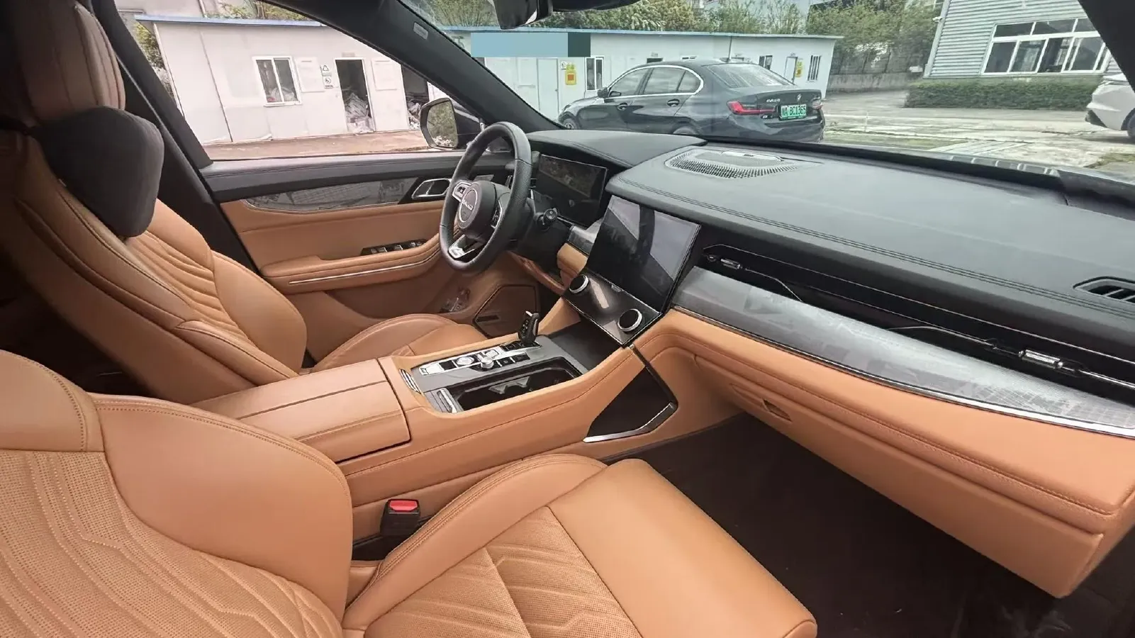 2024 LYNK&CO 09 2.0T 254HP L4 8AT,autocango,china used car exporter,china ev exporter,chinese used car exporter,chinese used ev exporter