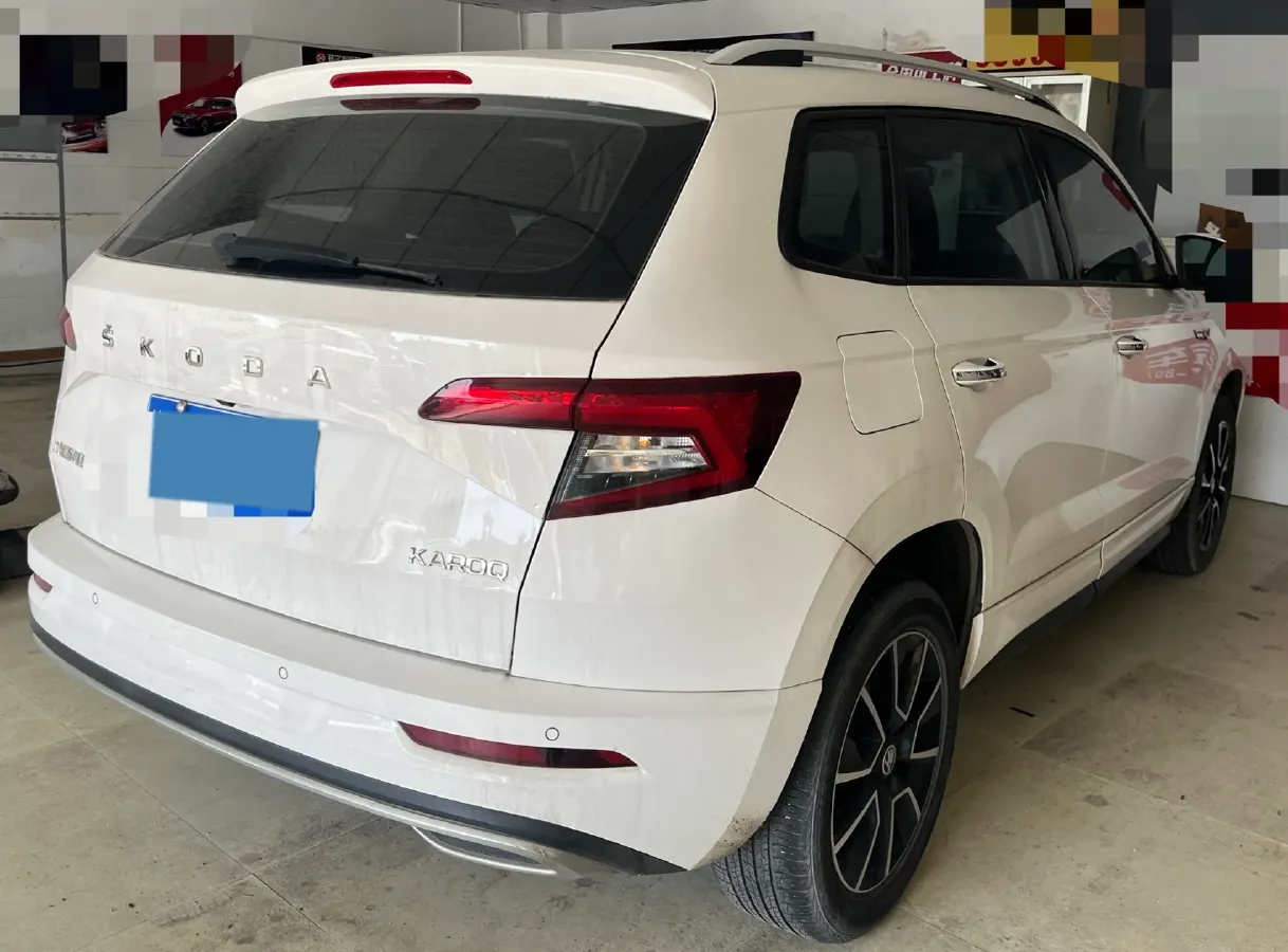 2022 Skoda Karoq 1.4T 150HP L4 7DCT,autocango,china used car exporter,china ev exporter,chinese used car exporter,chinese used ev exporter
