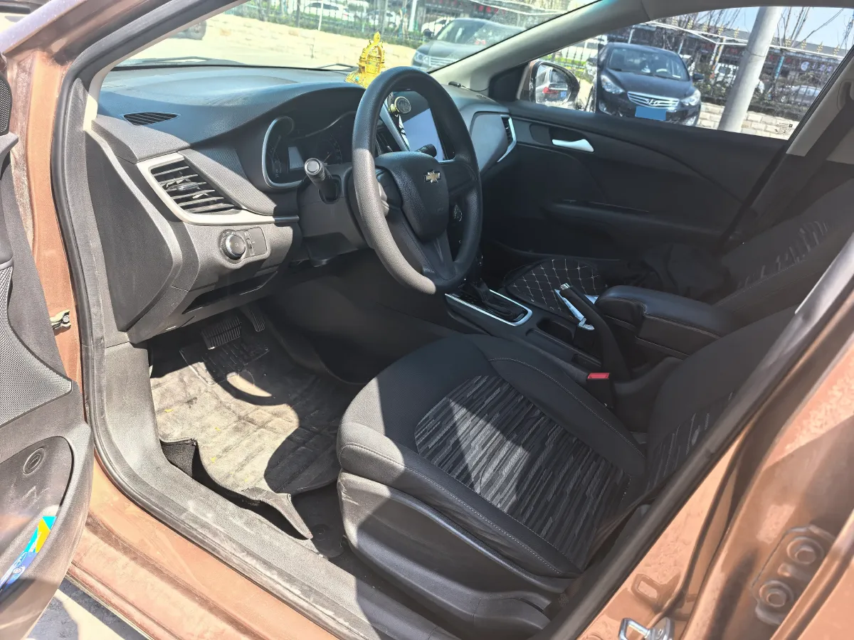 2016 Chevrolet Cavalier 1.5L 113HP L4 6AT,autocango,china used car exporter,china ev exporter,chinese used car exporter,chinese used ev exporter