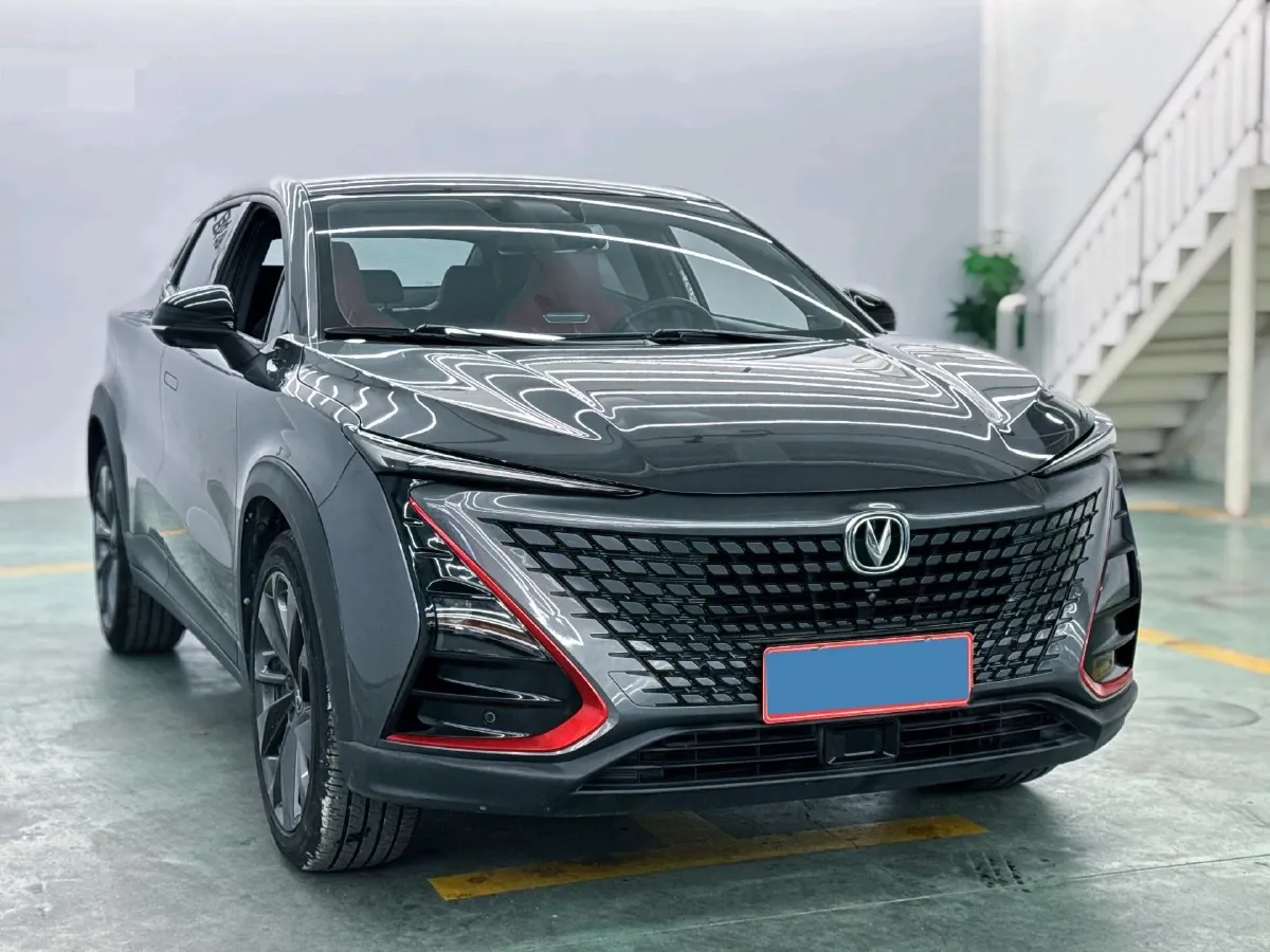 2020 ChangAn UNI-T 1.5T 180HP L4 7DCT,autocango,china used car exporter,china ev exporter,chinese used car exporter,chinese used ev exporter