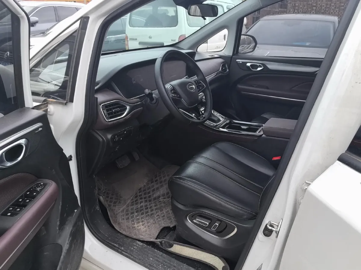 2023 GAC Trumpchi M6 1.5T 177HP L4 7DCT,autocango,china used car exporter,china ev exporter,chinese used car exporter,chinese used ev exporter