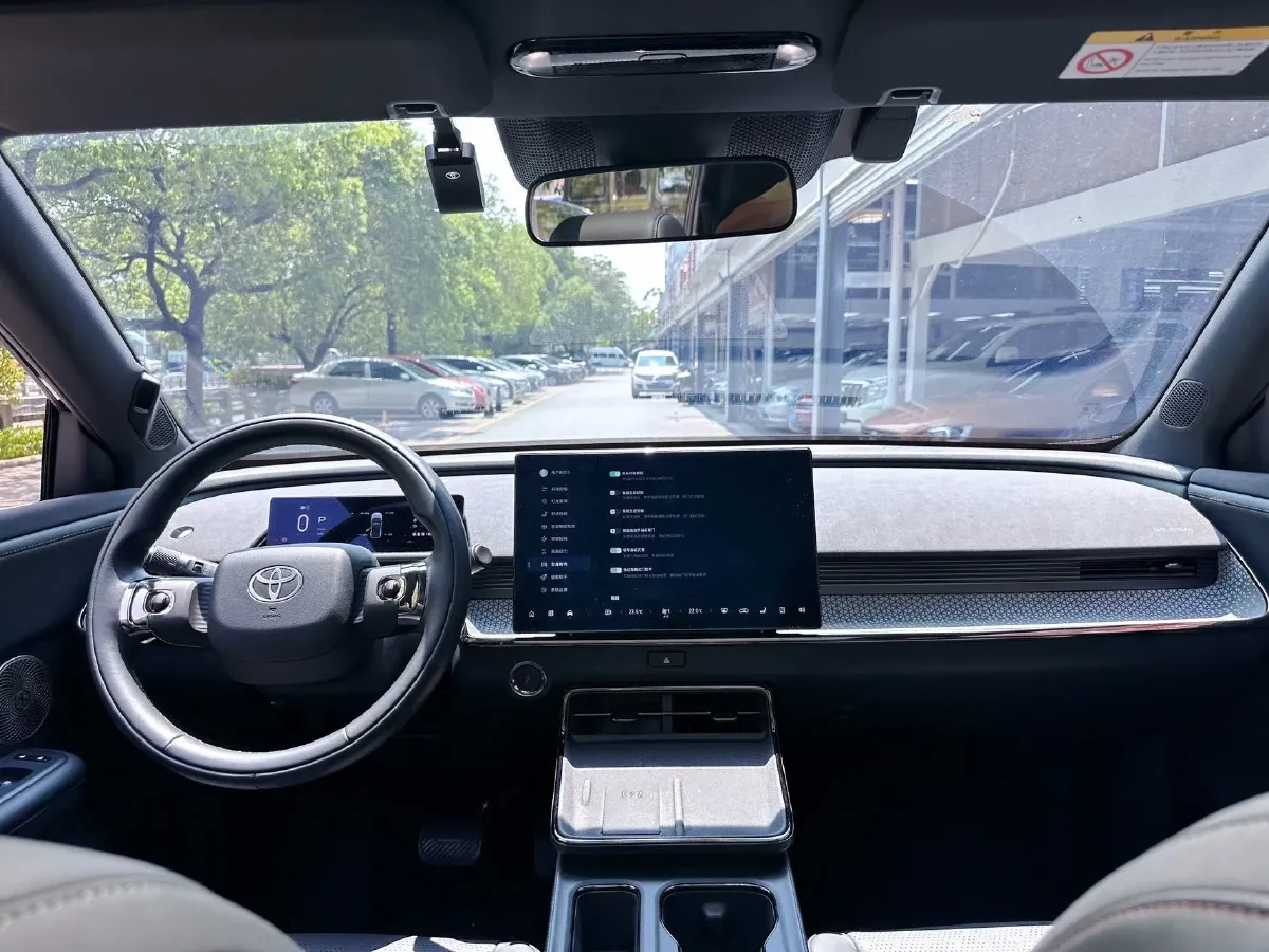 2025 Toyota BZ3X BEV 58.37KWH,autocango,china used car exporter,china ev exporter,chinese used car exporter,chinese used ev exporter