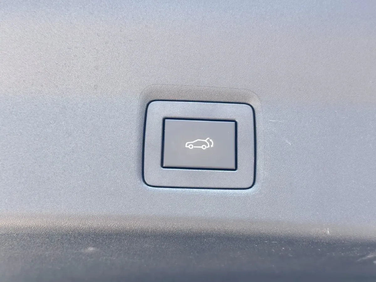 2025 Toyota BZ3X BEV 58.37KWH,autocango,china used car exporter,china ev exporter,chinese used car exporter,chinese used ev exporter