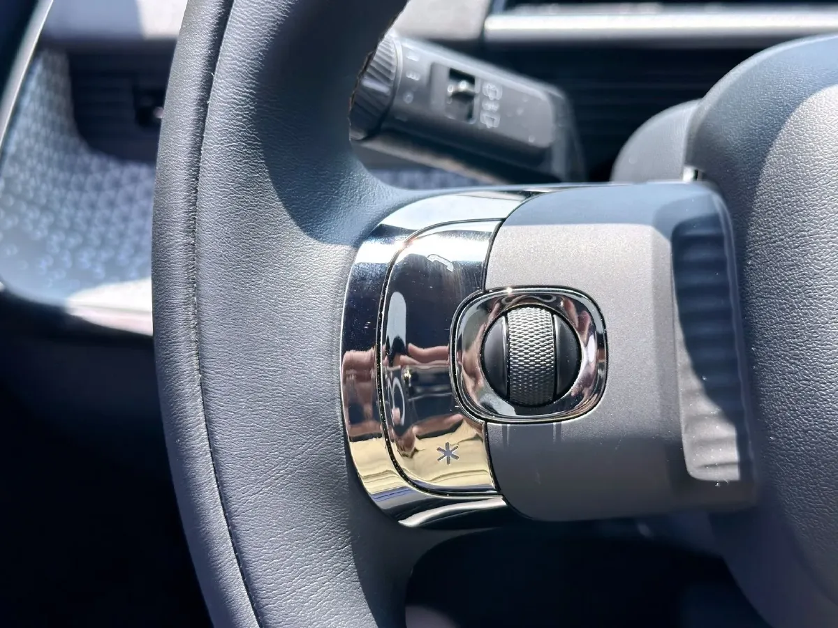 2025 Toyota BZ3X BEV 58.37KWH,autocango,china used car exporter,china ev exporter,chinese used car exporter,chinese used ev exporter