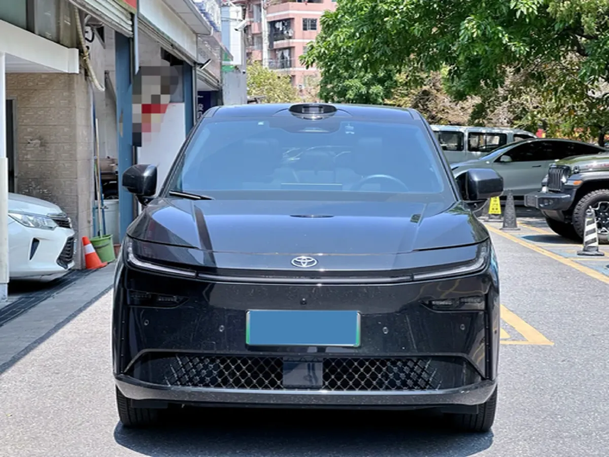 2025 Toyota BZ3X BEV 58.37KWH,autocango,china used car exporter,china ev exporter,chinese used car exporter,chinese used ev exporter