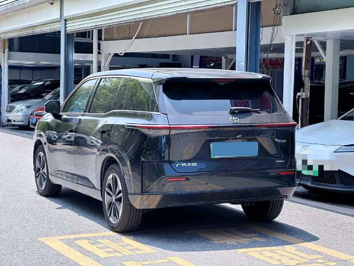 2025 Toyota BZ3X BEV 58.37KWH,autocango,china used car exporter,china ev exporter,chinese used car exporter,chinese used ev exporter