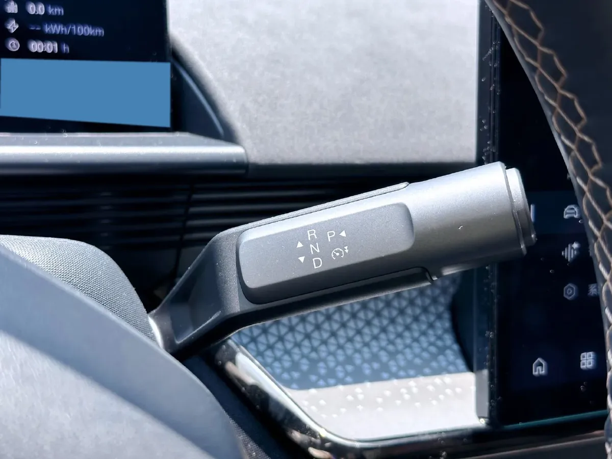 2025 Toyota BZ3X BEV 58.37KWH,autocango,china used car exporter,china ev exporter,chinese used car exporter,chinese used ev exporter