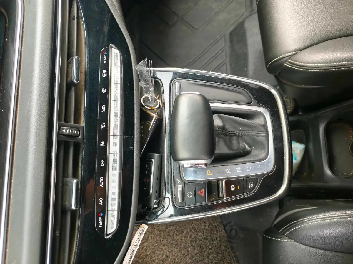 2021 GAC Trumpchi M6 1.5T 169HP L4 7DCT,autocango,china used car exporter,china ev exporter,chinese used car exporter,chinese used ev exporter