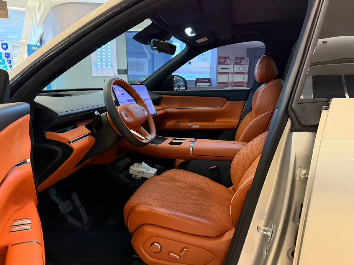 2025 ChangAn QiYuan Q07 1.5T 150HP L4 E-CVT PHEV,autocango,china used car exporter,china ev exporter,chinese used car exporter,chinese used ev exporter