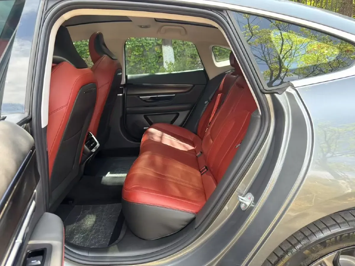 2022 Xpeng P7 BEV 70.8KWH,autocango,china used car exporter,china ev exporter,chinese used car exporter,chinese used ev exporter