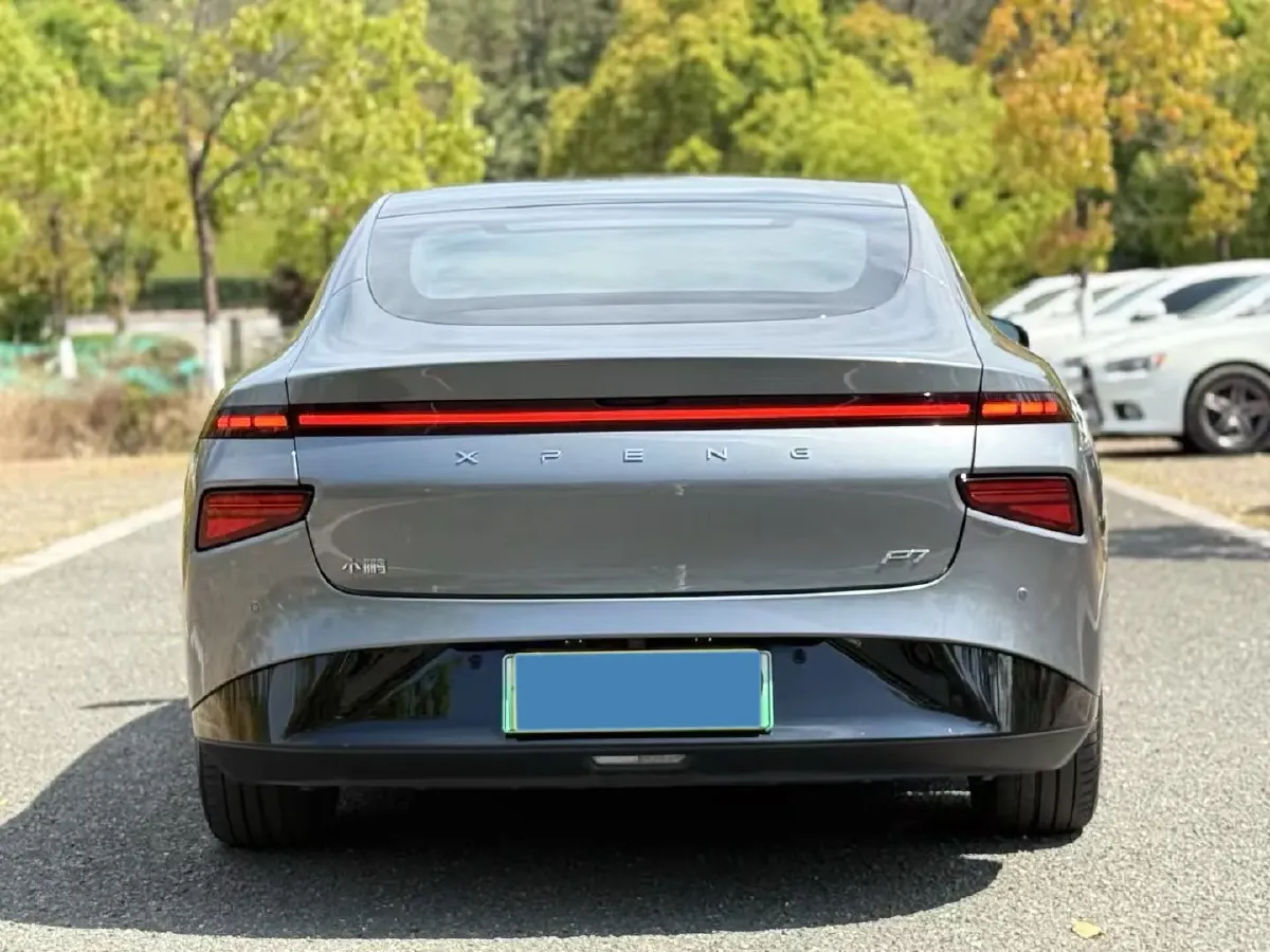 2022 Xpeng P7 BEV 70.8KWH,autocango,china used car exporter,china ev exporter,chinese used car exporter,chinese used ev exporter