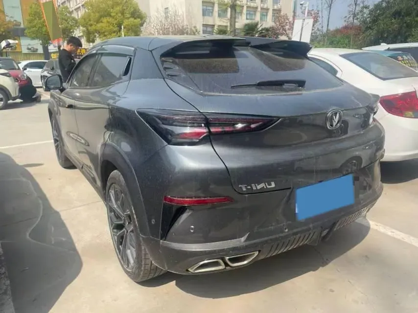 2022 ChangAn UNI-T 1.5T 188HP L4 7DCT,autocango,china used car exporter,china ev exporter,chinese used car exporter,chinese used ev exporter