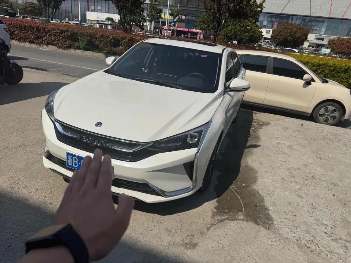 2021 DongFeng Aeolus YiXuan 1.5T 150HP L4 6DCT,autocango,china used car exporter,china ev exporter,chinese used car exporter,chinese used ev exporter