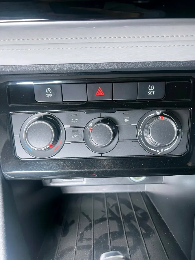 2023 Jetta VS5 1.4T 150HP L4 6AT,autocango,china used car exporter,china ev exporter,chinese used car exporter,chinese used ev exporter